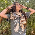 צעיף שחור אתני